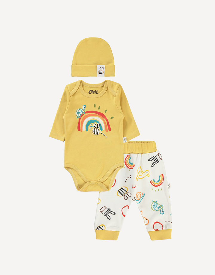 Made from 100% pure Turkish cotton, this baby wear gift set is the perfect way to greet little ones into the world. Set includes super cute hat ,leggings and a bodysuit.In a vibrant mustard hue adorned with cheerful rainbow and animal prints, this outfit set is sure to bring cheerful smiles all around.